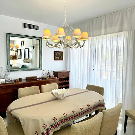 Apartment Homely Vistas Al Mar *