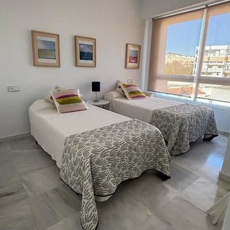 Apartment Homely Vistas Al Mar *